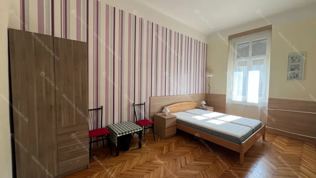 Kiadó albérlet 340000 Ft/hó áron: Budapest, VII. kerület  Thököly út. Mérete: 97 nm, 4 szobás | Alberlet.hu - 6673972