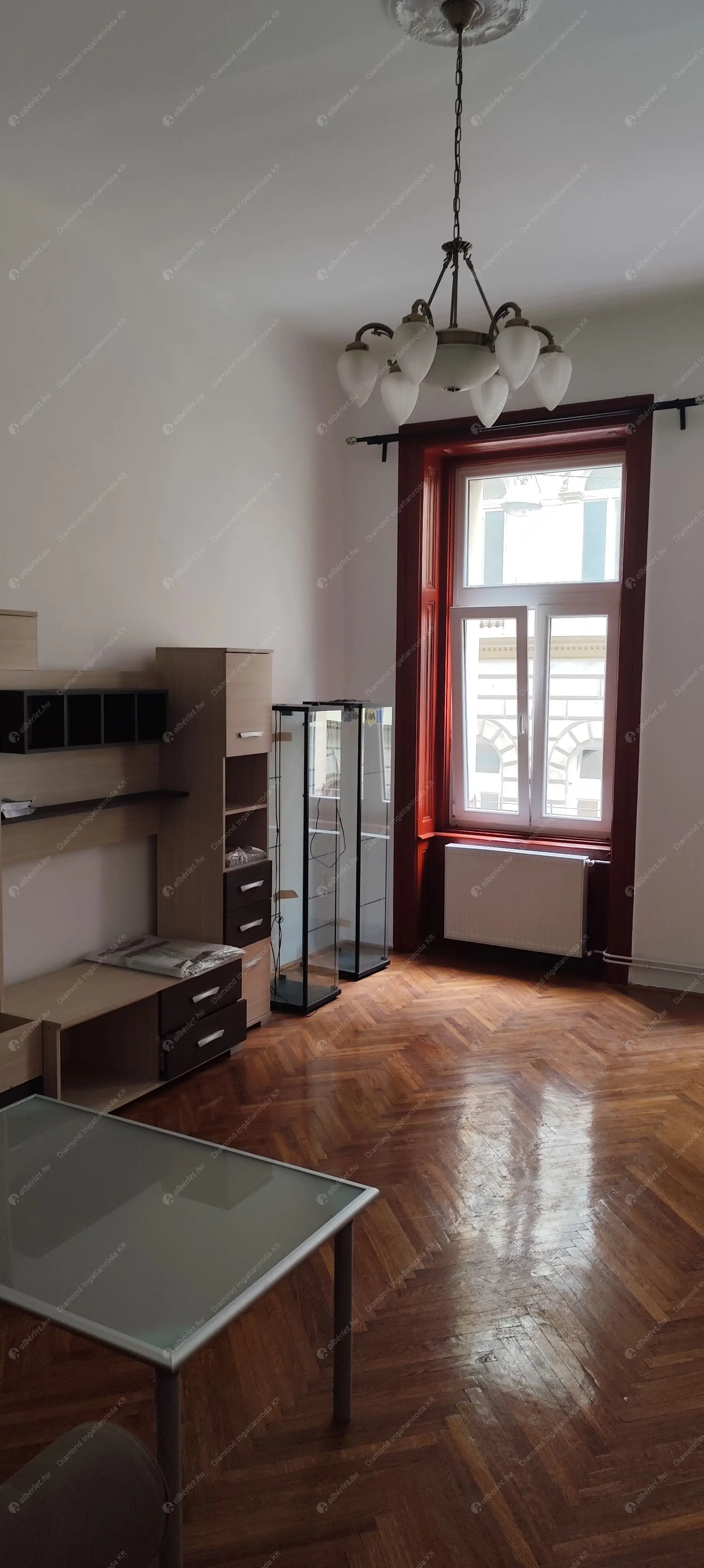 Kiadó albérlet 240000 Ft/hó áron: Budapest, VII. kerület  Tivadar utca. Mérete: 70 nm, 2 szobás | Alberlet.hu - 6545983