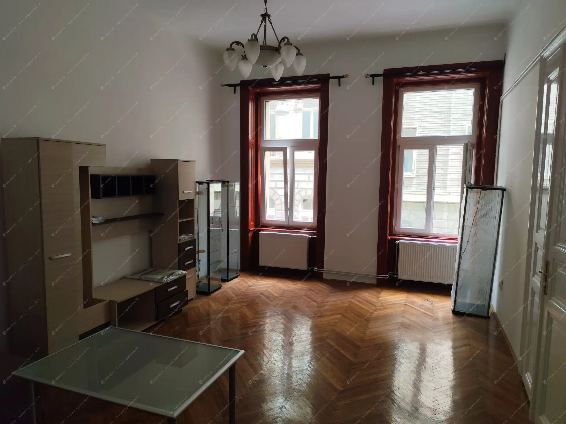 Kiadó albérlet 240000 Ft/hó áron: Budapest, VII. kerület  Tivadar utca. Mérete: 70 nm, 2 szobás | Alberlet.hu - 6545985