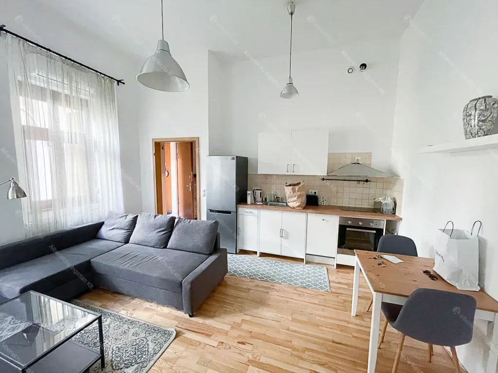 Kiadó albérlet 300000 Ft/hó áron: Budapest, VII. kerület  Vörösmarty utca. Mérete: 41 nm, 1 szobás | Alberlet.hu - 6686999