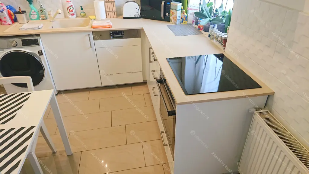 Kiadó albérlet 220000 Ft/hó áron: Budapest, VII. kerület  Vörösmarty utca. Mérete: 58 nm, 2 szobás | Alberlet.hu - 6673688