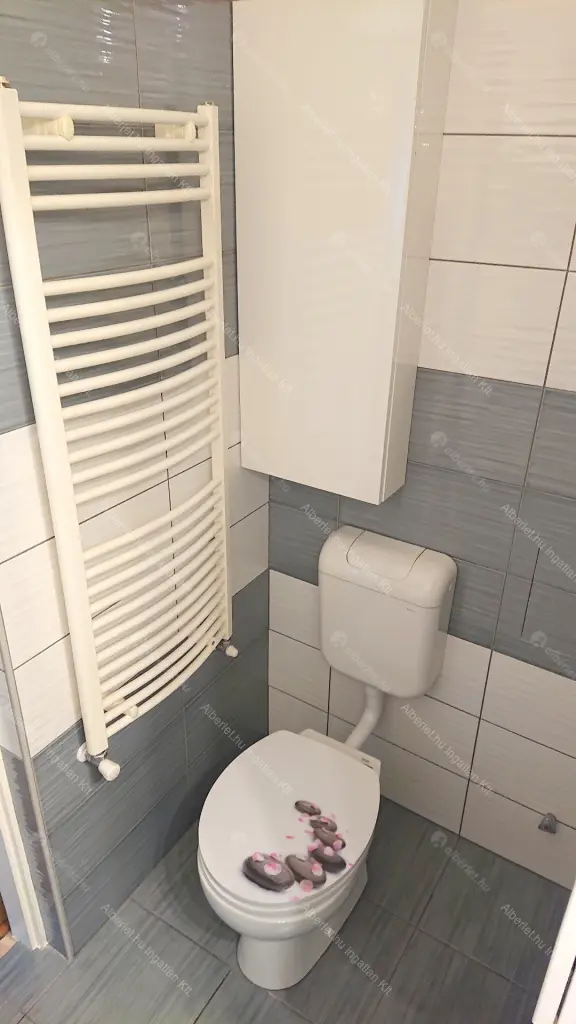 Kiadó albérlet 220000 Ft/hó áron: Budapest, VII. kerület  Vörösmarty utca. Mérete: 58 nm, 2 szobás | Alberlet.hu - 6673691