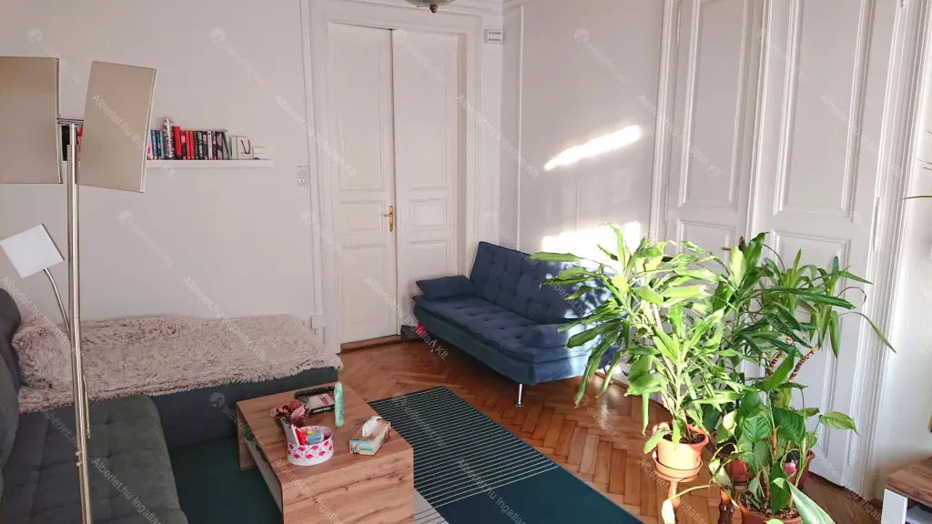 Kiadó albérlet 220000 Ft/hó áron: Budapest, VII. kerület  Vörösmarty utca. Mérete: 58 nm, 2 szobás | Alberlet.hu - 6673701