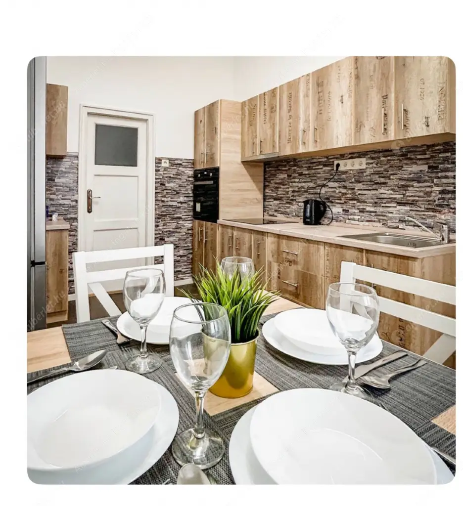 Kiadó albérlet 449000 Ft/hó áron: Budapest, VII. kerület  Wesselényi utca. Mérete: 103 nm, 3 szobás | Alberlet.hu - 6593962