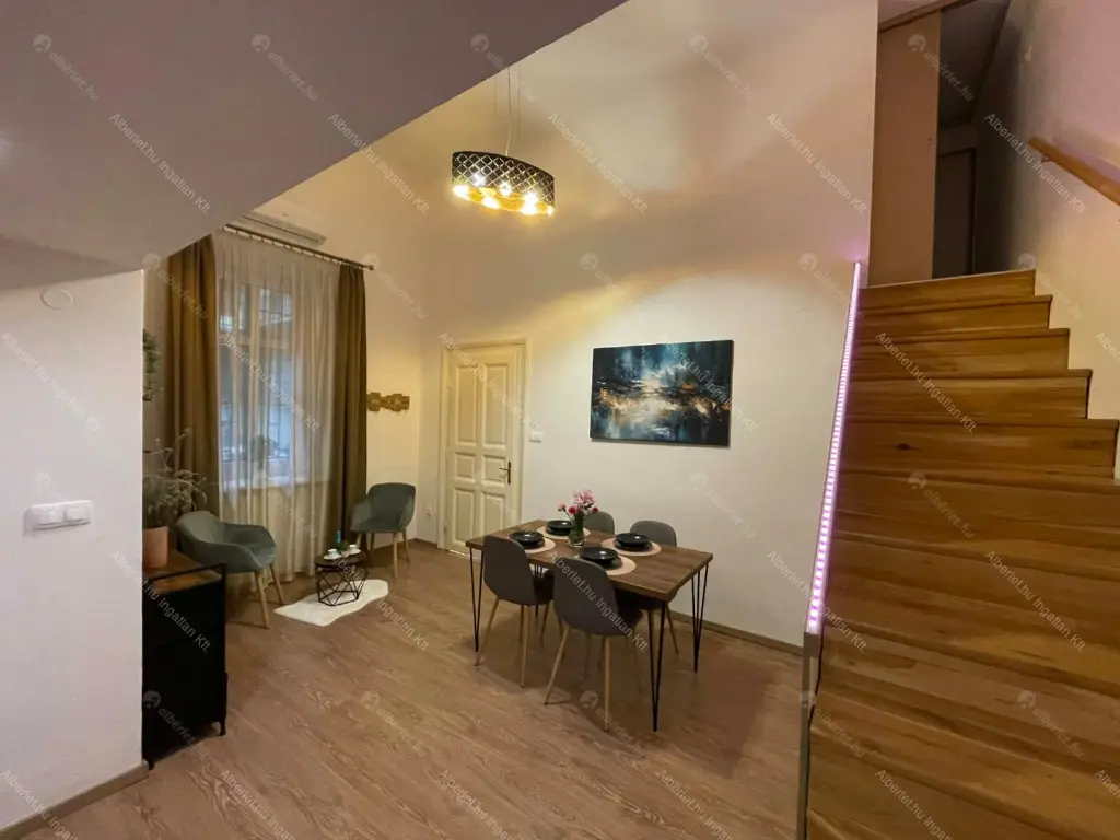 Kiadó albérlet 320000 Ft/hó áron: Budapest, VII. kerület  Wesselényi utca. Mérete: 38 nm, 1 szobás | Alberlet.hu - 6668257