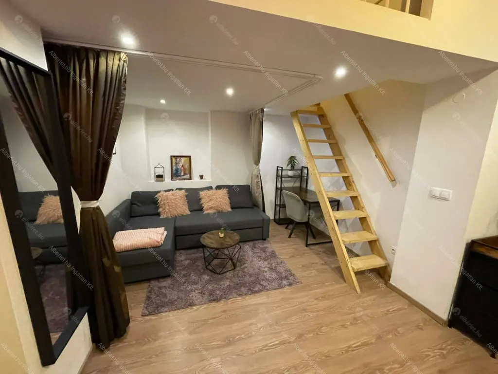 Kiadó albérlet 290000 Ft/hó áron: Budapest, VII. kerület  Wesselényi utca. Mérete: 65 nm, 1 szobás | Alberlet.hu - 6671479