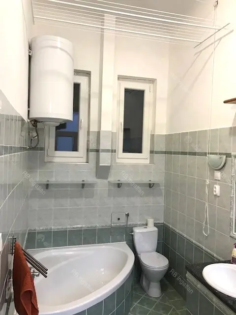 Kiadó albérlet 275000 Ft/hó áron: Budapest, VIII. kerület  Alföldi utca. Mérete: 64 nm, 2 szobás | Alberlet.hu - 6732537