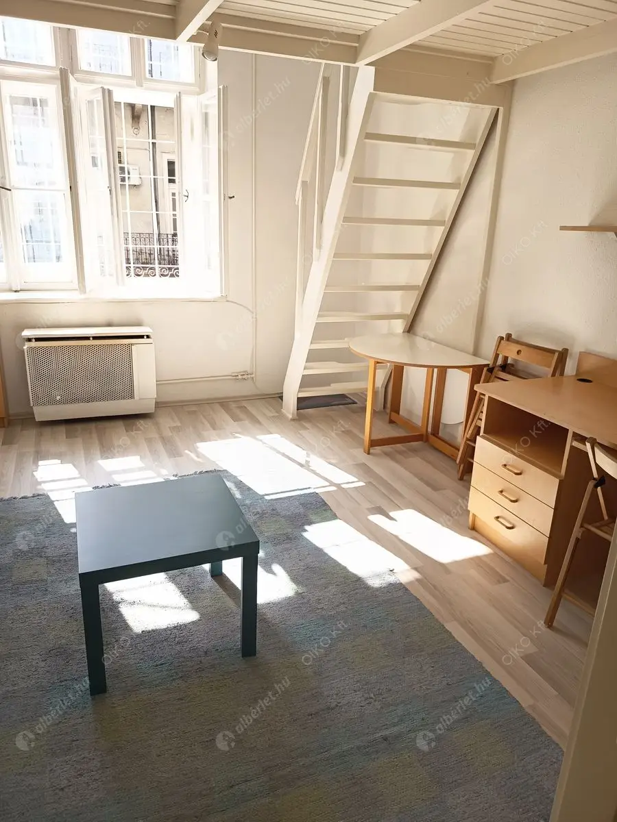 Kiadó albérlet 175000 Ft/hó áron: Budapest, VIII. kerület  Baross tér. Mérete: 35 nm, 1 szobás | Alberlet.hu - 6544389