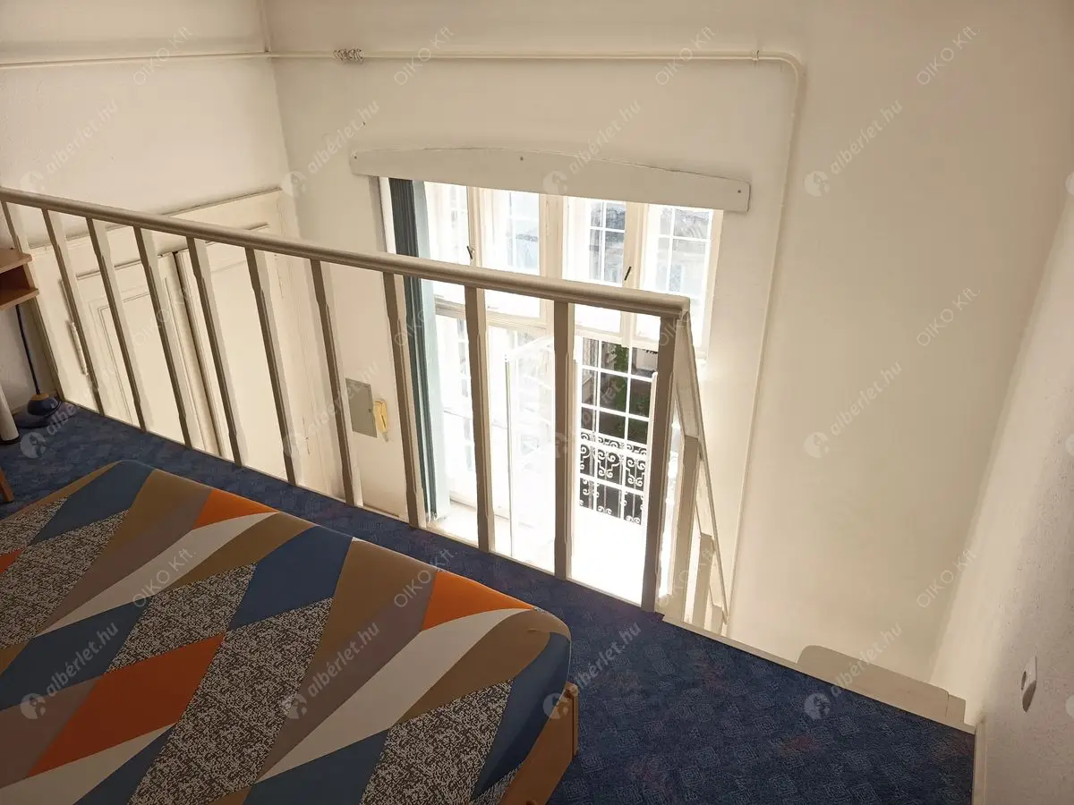 Kiadó albérlet 175000 Ft/hó áron: Budapest, VIII. kerület  Baross tér. Mérete: 35 nm, 1 szobás | Alberlet.hu - 6544399