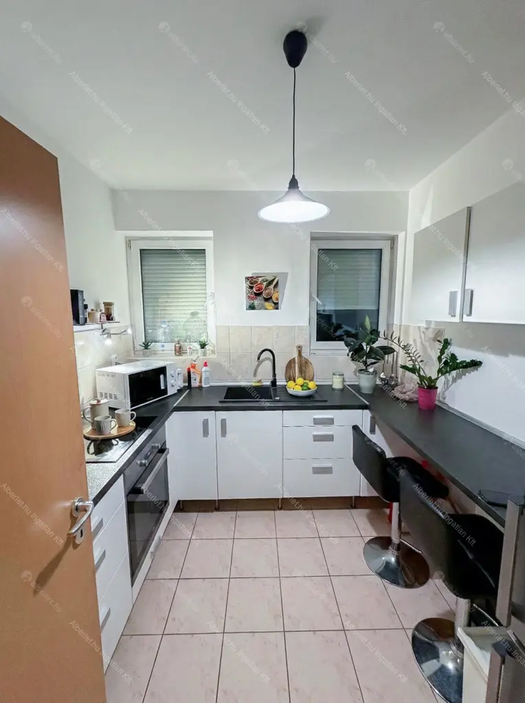 Kiadó albérlet 230000 Ft/hó áron: Budapest, VIII. kerület  Baross  utca . Mérete: 41 nm, 1 szobás | Alberlet.hu - 6642698