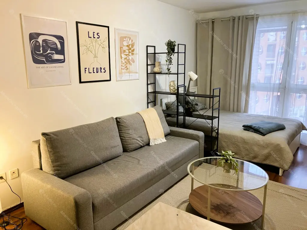 Kiadó albérlet 220000 Ft/hó áron: Budapest, VIII. kerület  Baross utca. Mérete: 34 nm, 1 szobás | Alberlet.hu - 6661942