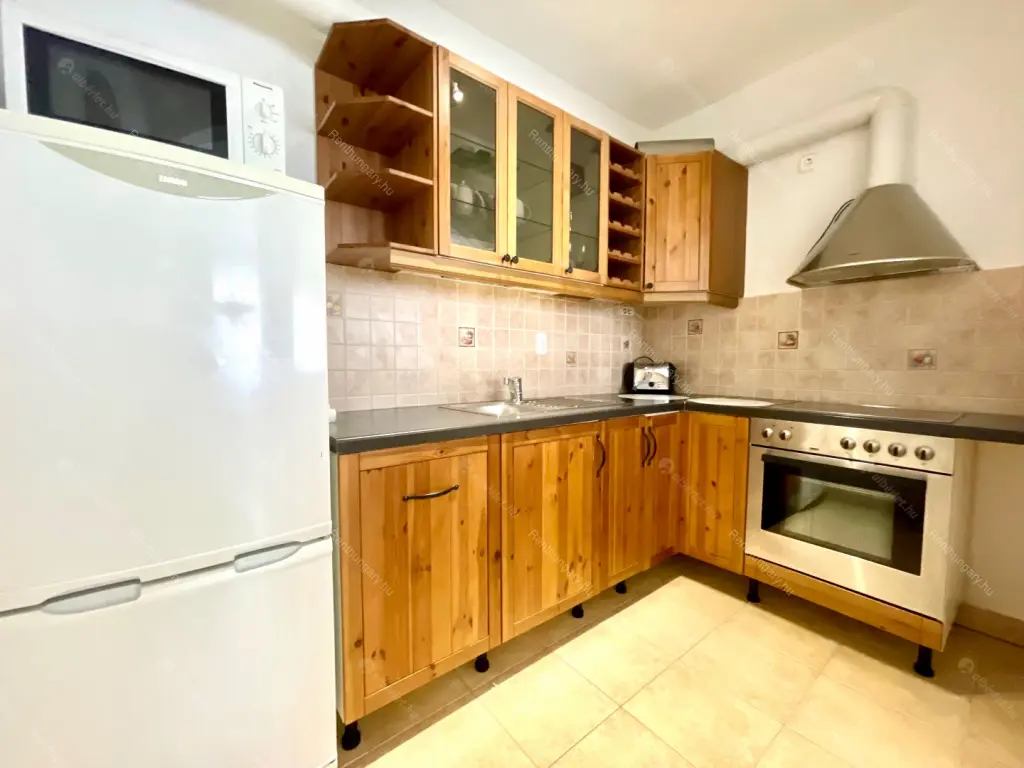 Kiadó albérlet 190000 Ft/hó áron: Budapest, VIII. kerület  Baross utca. Mérete: 35 nm, 1 szobás | Alberlet.hu - 6299854