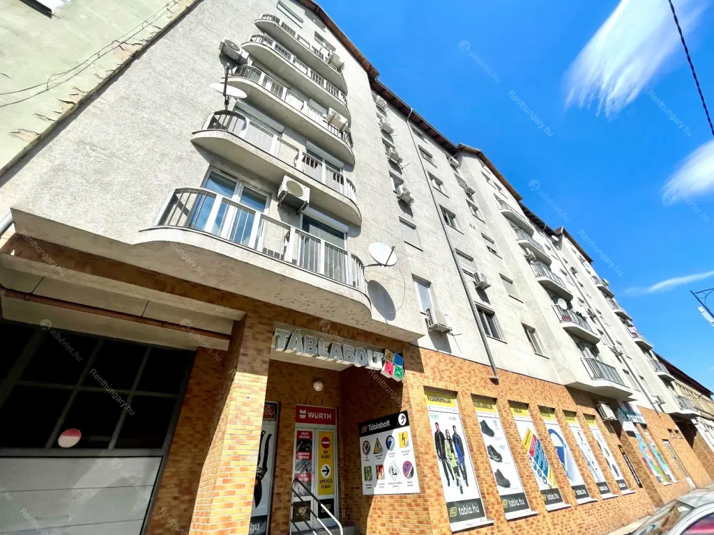 Kiadó albérlet 190000 Ft/hó áron: Budapest, VIII. kerület  Baross utca. Mérete: 35 nm, 1 szobás | Alberlet.hu - 6299866