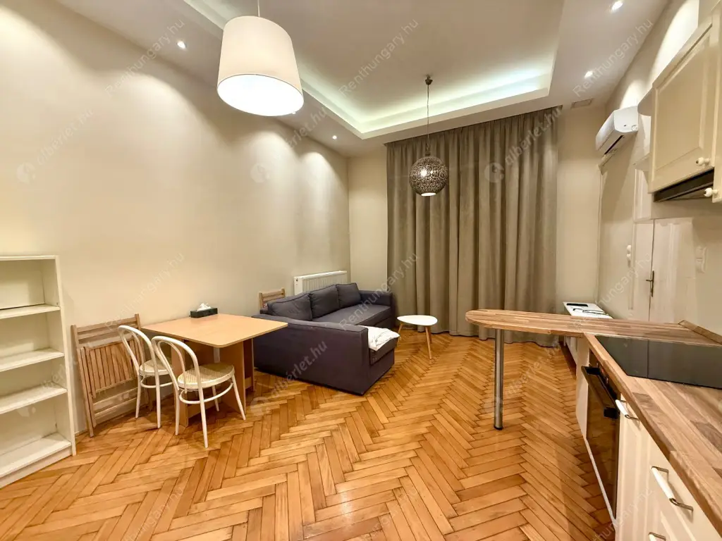 Kiadó albérlet 200000 Ft/hó áron: Budapest, VIII. kerület  Baross utca. Mérete: 44 nm, 2 szobás | Alberlet.hu - 6596591