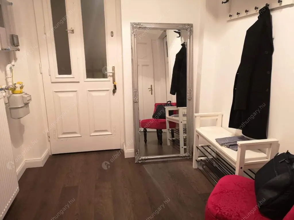 Kiadó albérlet 200000 Ft/hó áron: Budapest, VIII. kerület  Baross utca. Mérete: 44 nm, 2 szobás | Alberlet.hu - 6596604