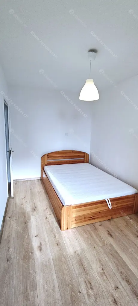 Kiadó albérlet 270000 Ft/hó áron: Budapest, VIII. kerület  Baross utca. Mérete: 45 nm, 2 szobás | Alberlet.hu - 6647292