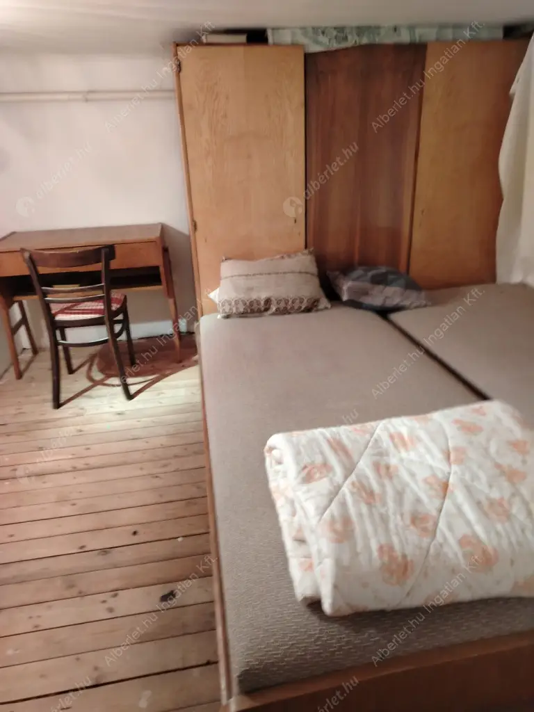 Kiadó albérlet 260000 Ft/hó áron: Budapest, VIII. kerület  Baross utca. Mérete: 51 nm, 1 szobás | Alberlet.hu - 6639612