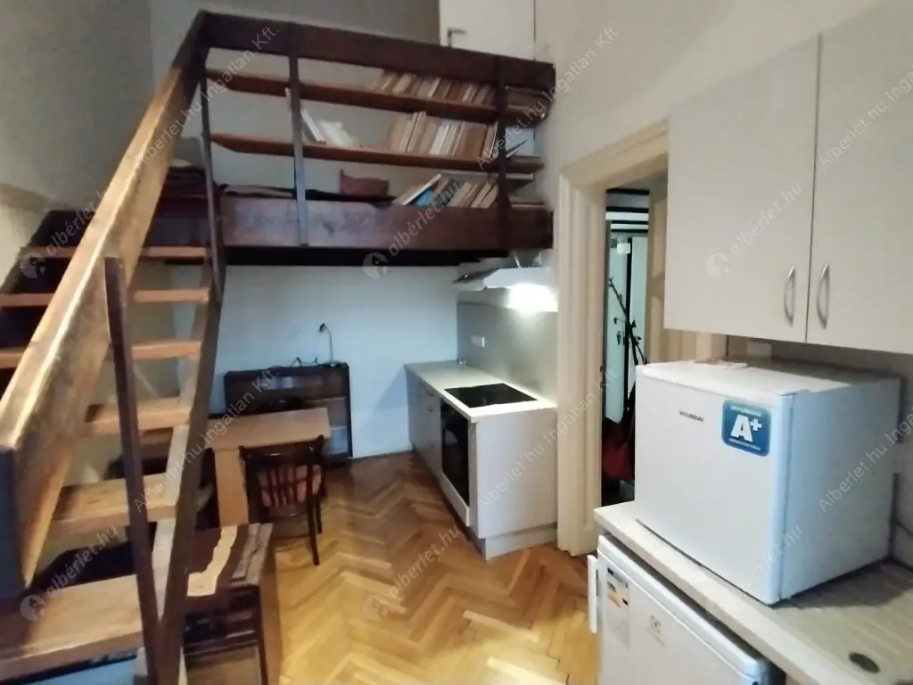 Kiadó albérlet 260000 Ft/hó áron: Budapest, VIII. kerület  Baross utca. Mérete: 51 nm, 1 szobás | Alberlet.hu - 6639615