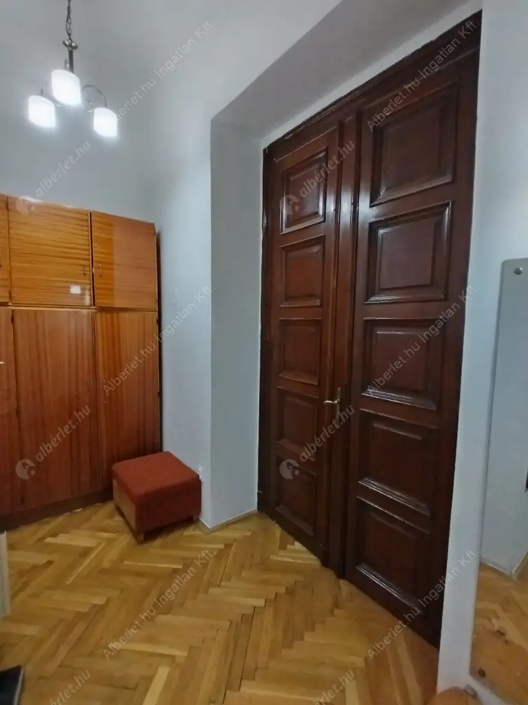 Kiadó albérlet 260000 Ft/hó áron: Budapest, VIII. kerület  Baross utca. Mérete: 51 nm, 1 szobás | Alberlet.hu - 6639627