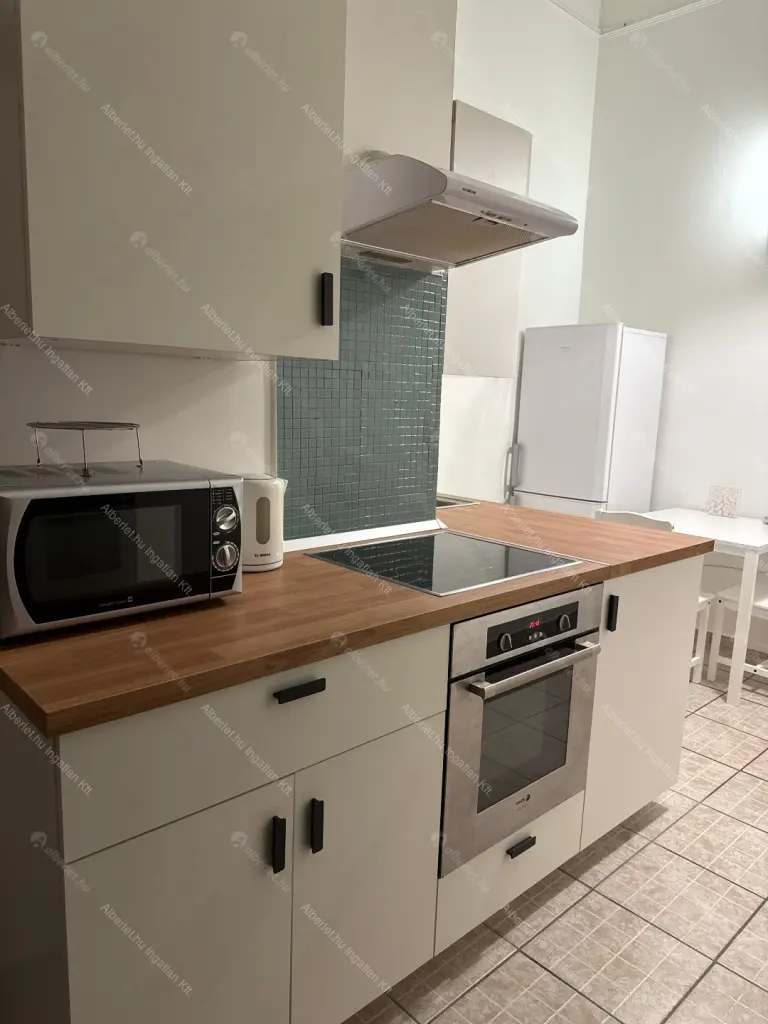 Kiadó albérlet 260000 Ft/hó áron: Budapest, VIII. kerület  Baross utca. Mérete: 51 nm, 1 szobás | Alberlet.hu - 6663387