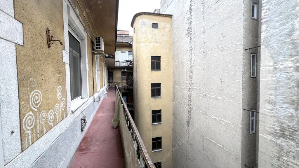 Kiadó albérlet 240000 Ft/hó áron: Budapest, VIII. kerület  Baross utca. Mérete: 56 nm, 2 szobás | Alberlet.hu - 6570471