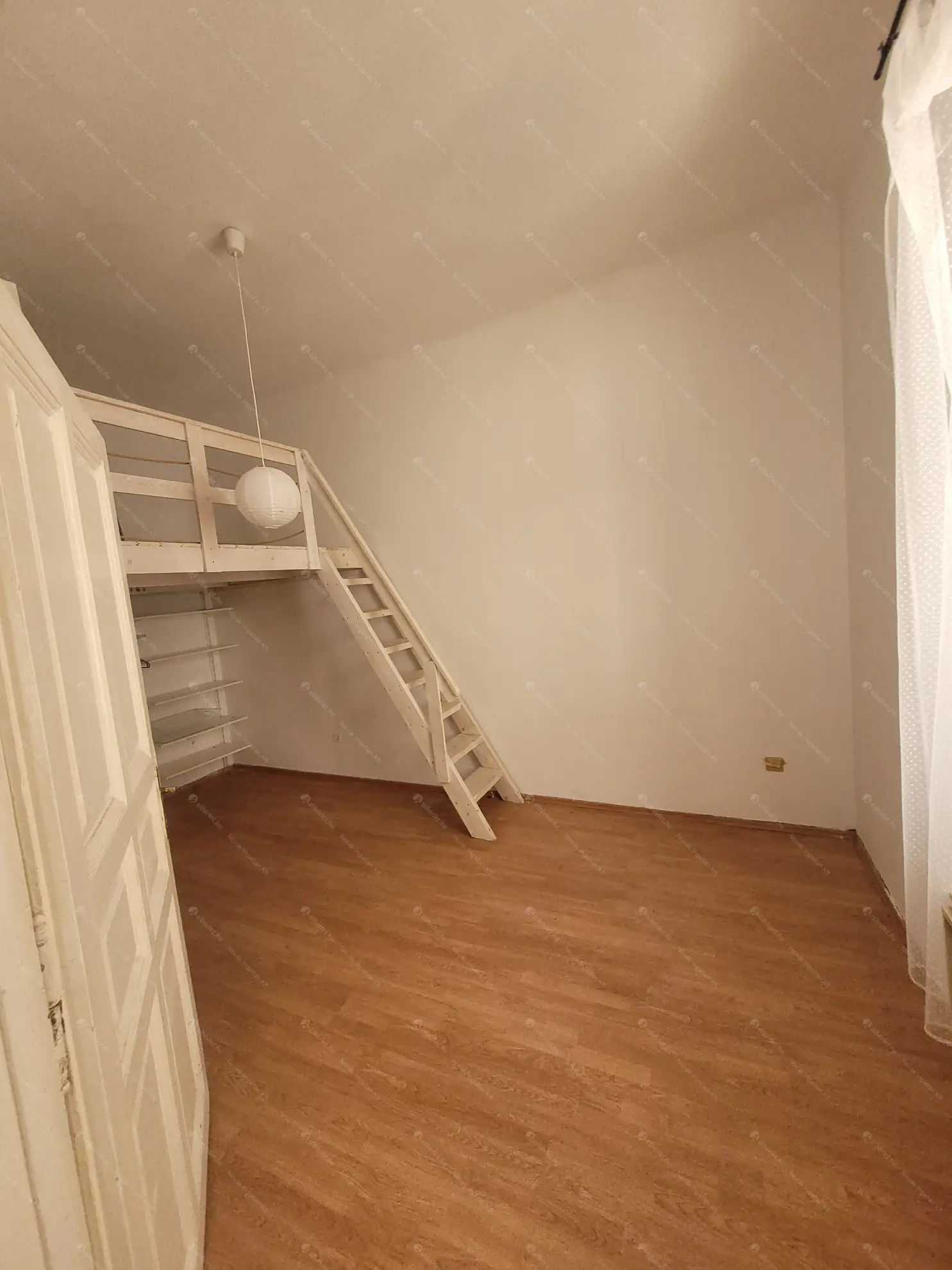 Kiadó albérlet 240000 Ft/hó áron: Budapest, VIII. kerület  Baross utca. Mérete: 56 nm, 2 szobás | Alberlet.hu - 6572799