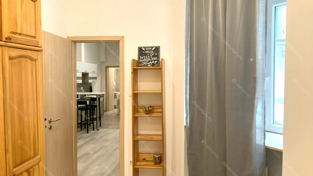 Kiadó albérlet 290000 Ft/hó áron: Budapest, VIII. kerület  Baross utca. Mérete: 58 nm, 3 szobás | Alberlet.hu - 6681444