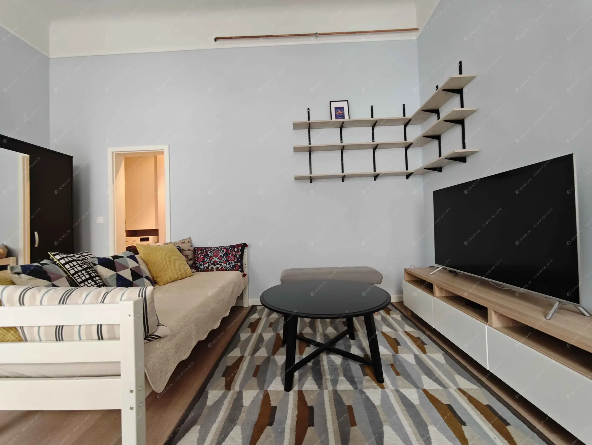 Kiadó albérlet 295000 Ft/hó áron: Budapest, VIII. kerület  Baross utca. Mérete: 59 nm, 2 szobás | Alberlet.hu - 6617119