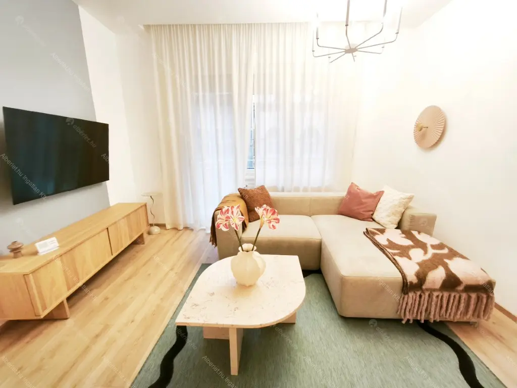 Kiadó albérlet 603000 Ft/hó áron: Budapest, VIII. kerület  Baross utca. Mérete: 72 nm, 3 szobás | Alberlet.hu - 6667376