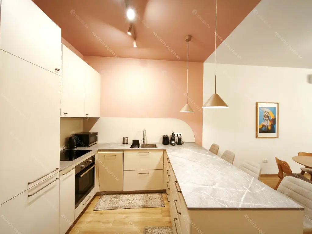 Kiadó albérlet 603000 Ft/hó áron: Budapest, VIII. kerület  Baross utca. Mérete: 72 nm, 3 szobás | Alberlet.hu - 6667378