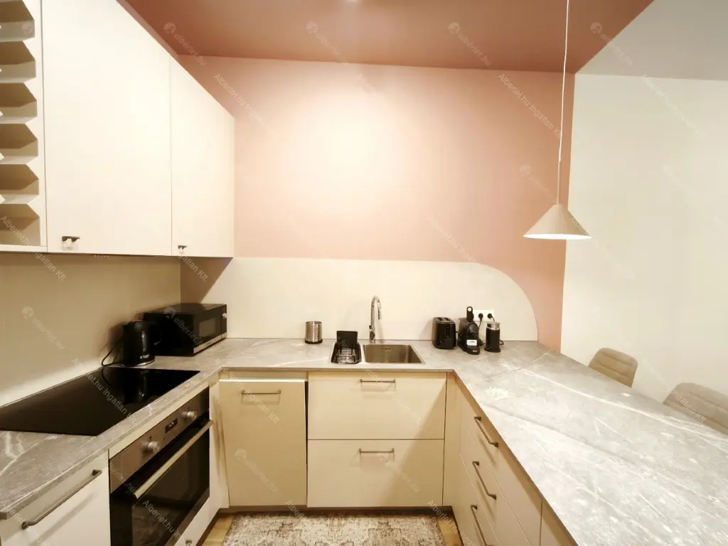 Kiadó albérlet 603000 Ft/hó áron: Budapest, VIII. kerület  Baross utca. Mérete: 72 nm, 3 szobás | Alberlet.hu - 6667380