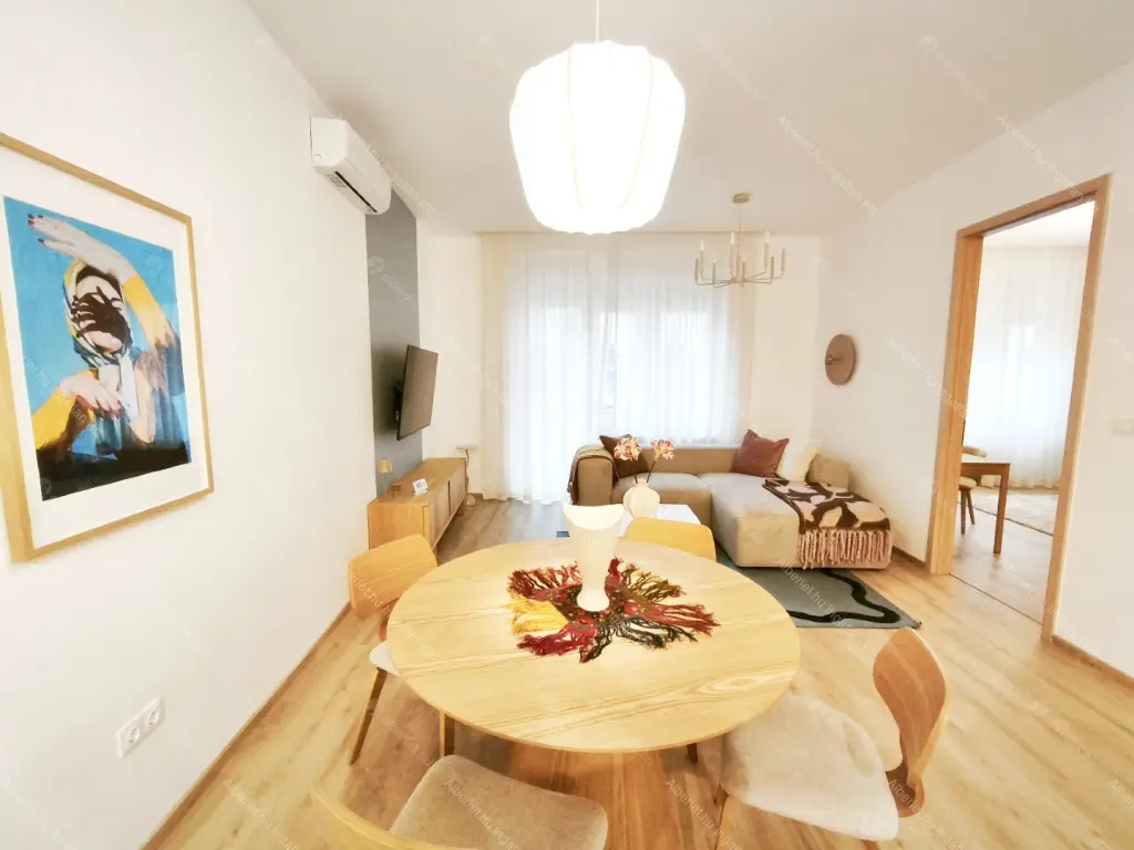 Kiadó albérlet 603000 Ft/hó áron: Budapest, VIII. kerület  Baross utca. Mérete: 72 nm, 3 szobás | Alberlet.hu - 6667384