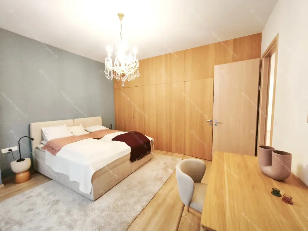 Kiadó albérlet 603000 Ft/hó áron: Budapest, VIII. kerület  Baross utca. Mérete: 72 nm, 3 szobás | Alberlet.hu - 6667390