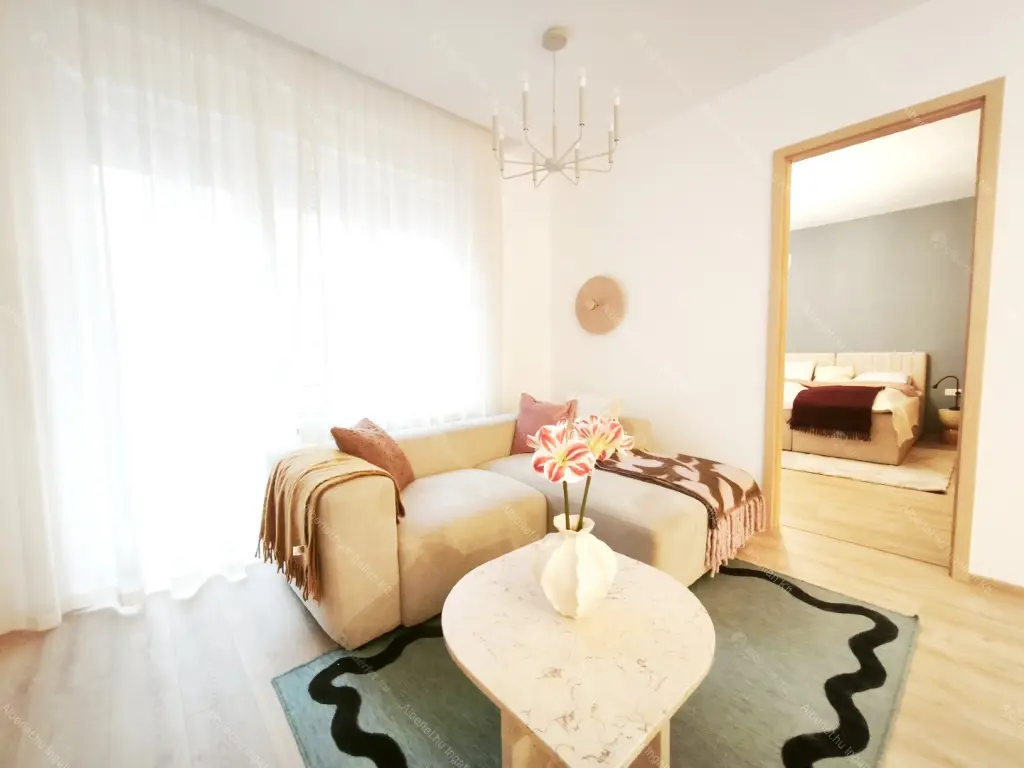 Kiadó albérlet 603000 Ft/hó áron: Budapest, VIII. kerület  Baross utca. Mérete: 72 nm, 3 szobás | Alberlet.hu - 6667391