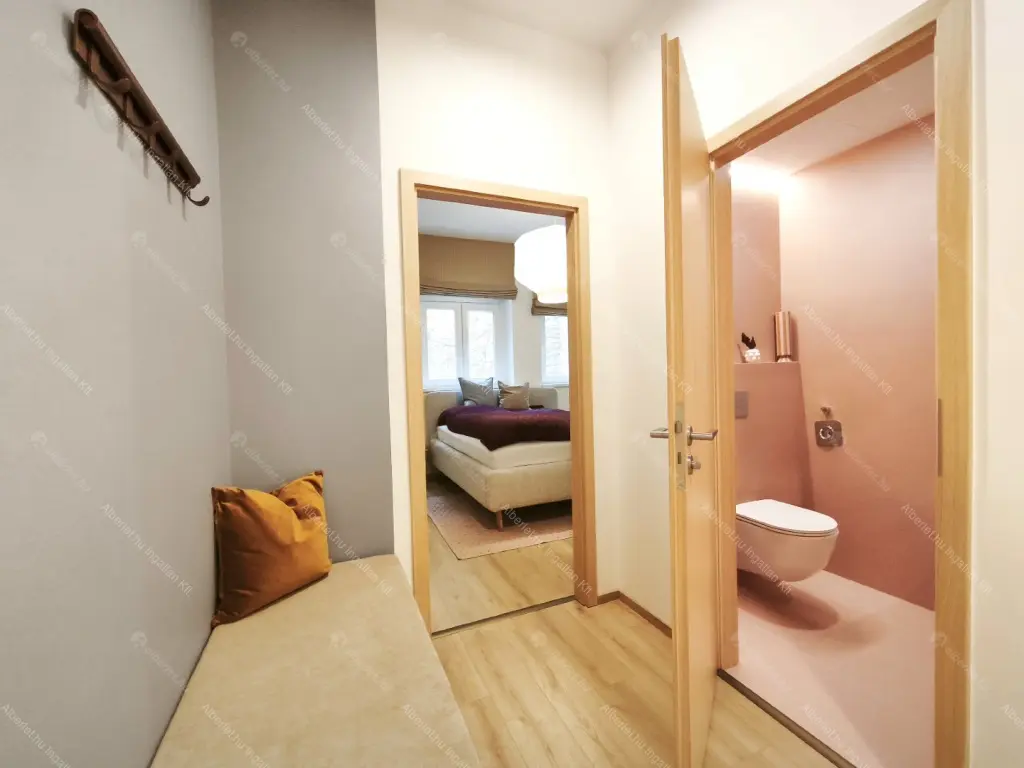 Kiadó albérlet 603000 Ft/hó áron: Budapest, VIII. kerület  Baross utca. Mérete: 72 nm, 3 szobás | Alberlet.hu - 6667404