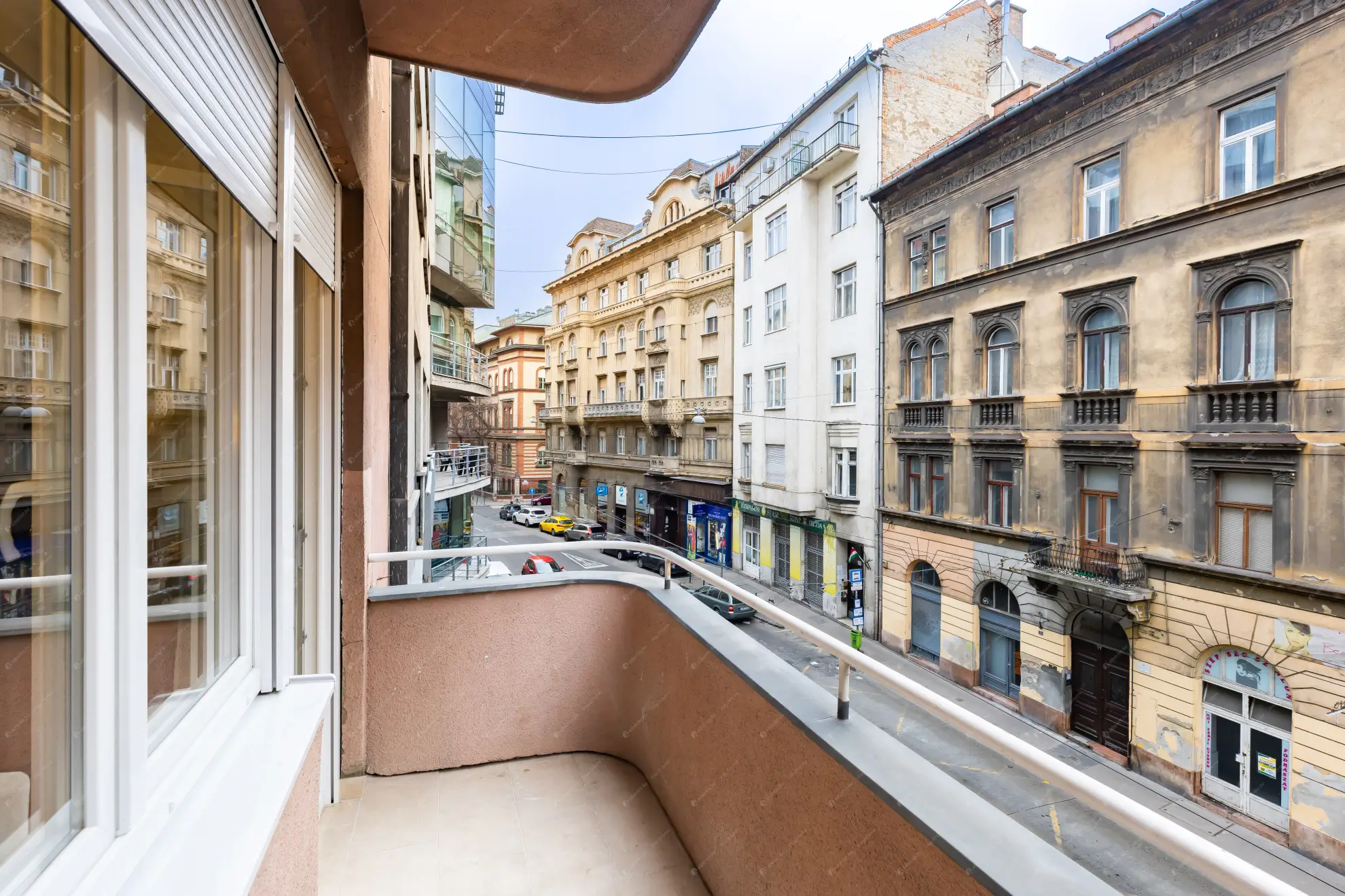 Kiadó albérlet 695000 Ft/hó áron: Budapest, VIII. kerület  Baross utca. Mérete: 88 nm, 3 szobás | Alberlet.hu - 6627640