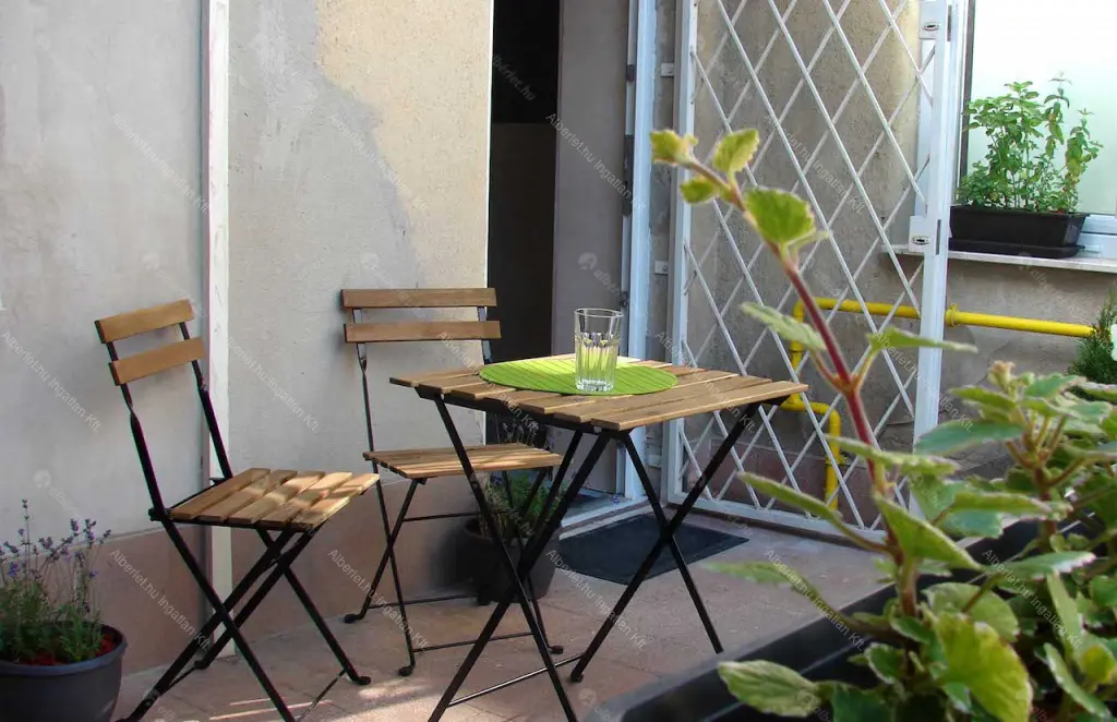 Kiadó albérlet 390000 Ft/hó áron: Budapest, VIII. kerület  Baross utca. Mérete: 89 nm, 3 szobás | Alberlet.hu - 6697659