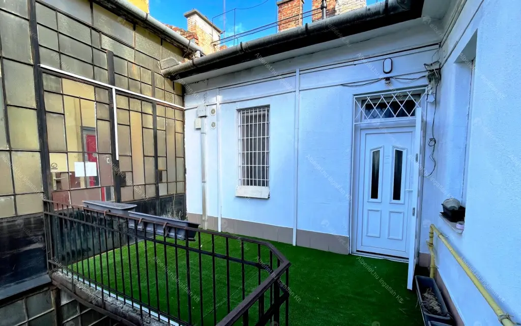 Kiadó albérlet 390000 Ft/hó áron: Budapest, VIII. kerület  Baross utca. Mérete: 89 nm, 3 szobás | Alberlet.hu - 6697660