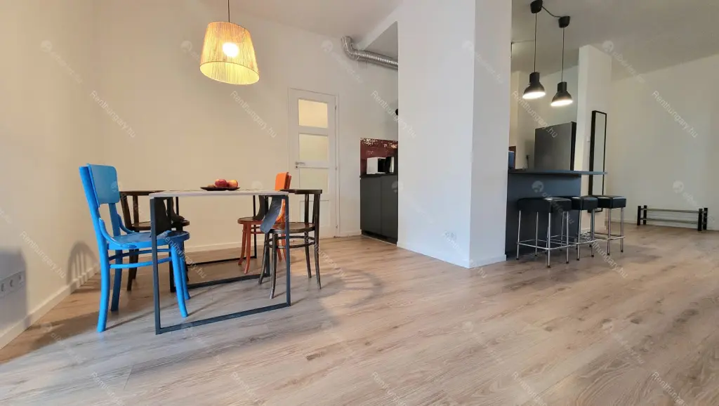 Kiadó albérlet 390000 Ft/hó áron: Budapest, VIII. kerület  Baross utca. Mérete: 89 nm, 3 szobás | Alberlet.hu - 6684428