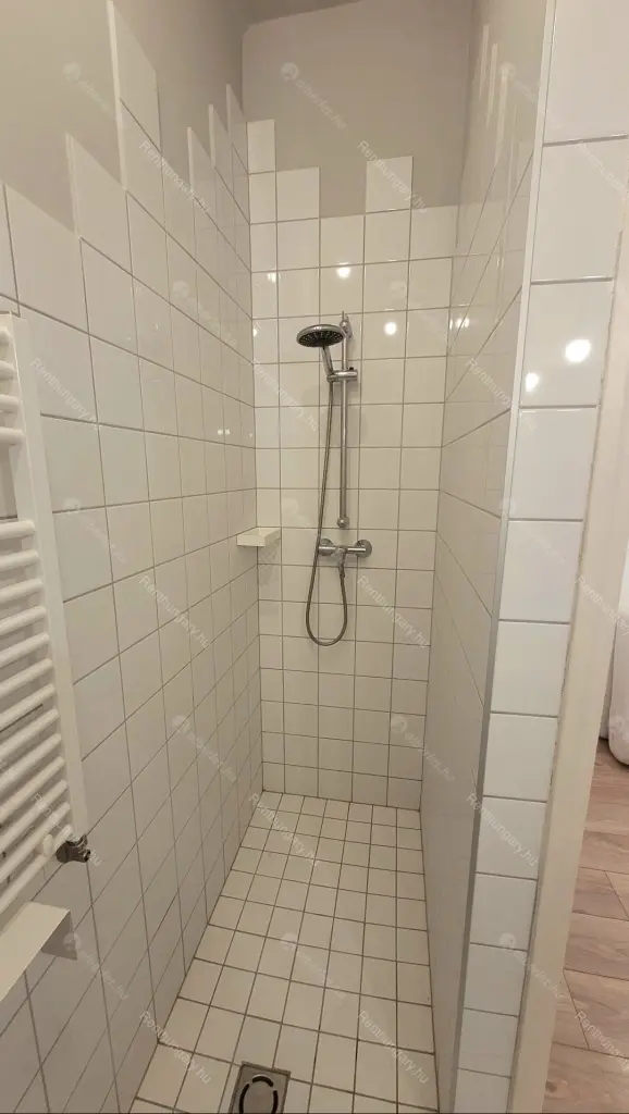 Kiadó albérlet 390000 Ft/hó áron: Budapest, VIII. kerület  Baross utca. Mérete: 89 nm, 3 szobás | Alberlet.hu - 6684446