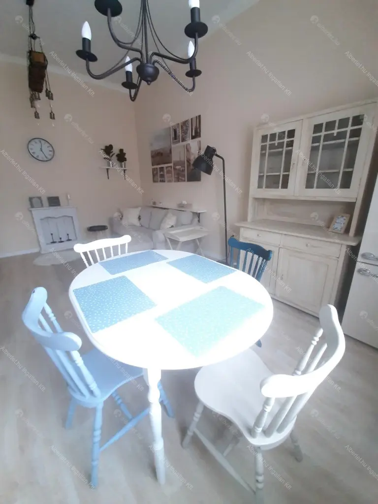 Kiadó albérlet 230000 Ft/hó áron: Budapest, VIII. kerület  Bauer Sándor utca. Mérete: 48 nm, 2 szobás | Alberlet.hu - 6689877