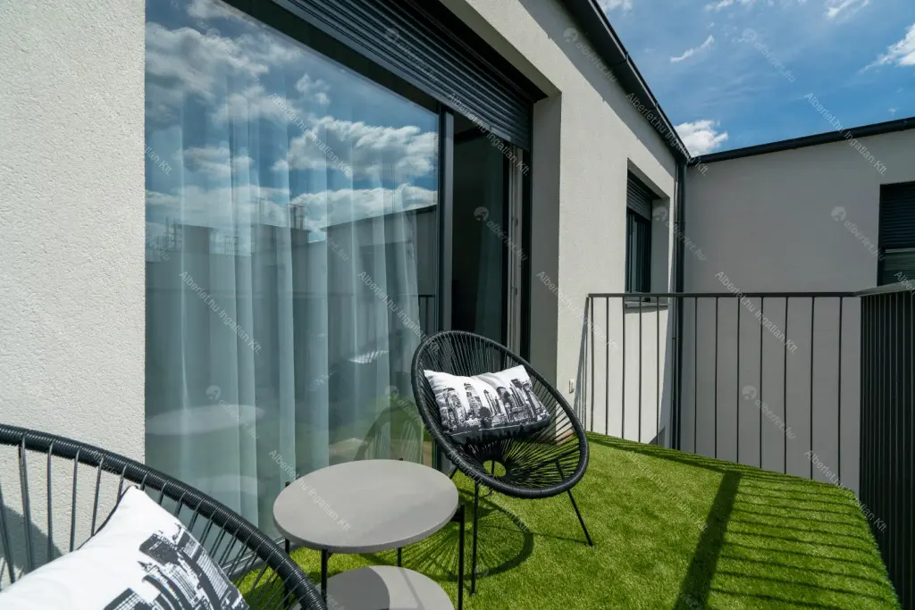 Kiadó albérlet 400000 Ft/hó áron: Budapest, VIII. kerület  Bauer Sándor utca. Mérete: 50 nm, 2 szobás | Alberlet.hu - 6684034