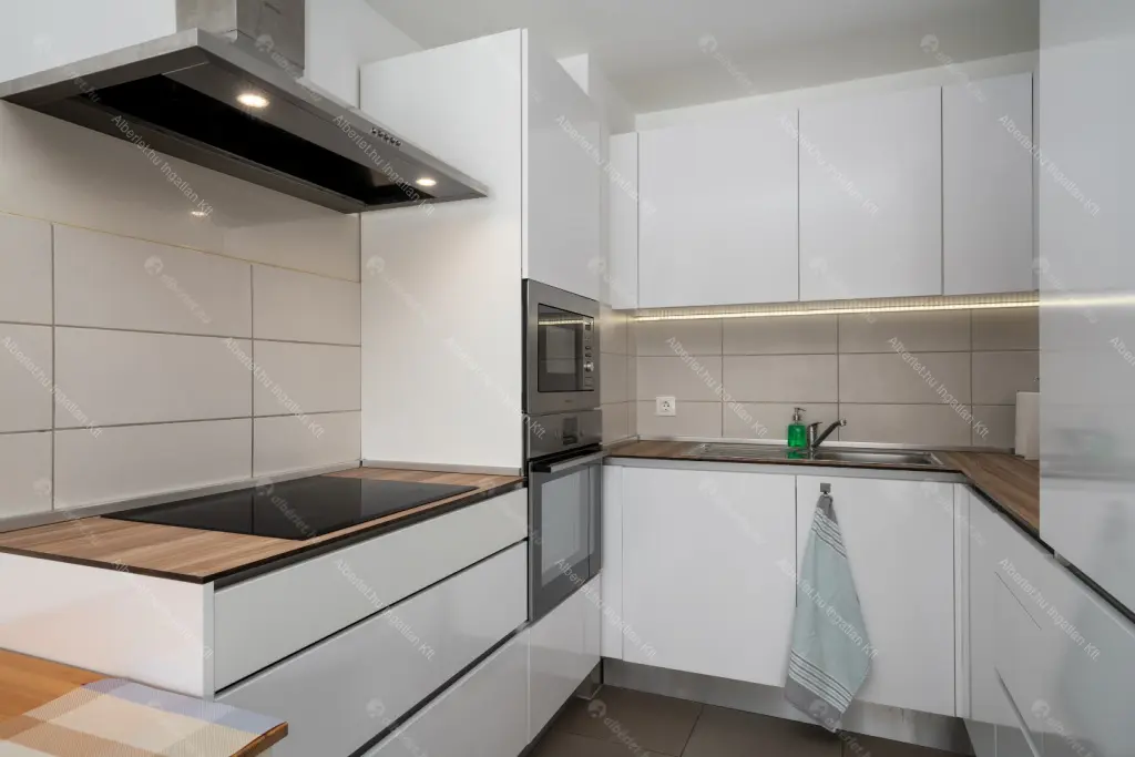 Kiadó albérlet 400000 Ft/hó áron: Budapest, VIII. kerület  Bauer Sándor utca. Mérete: 50 nm, 2 szobás | Alberlet.hu - 6684040