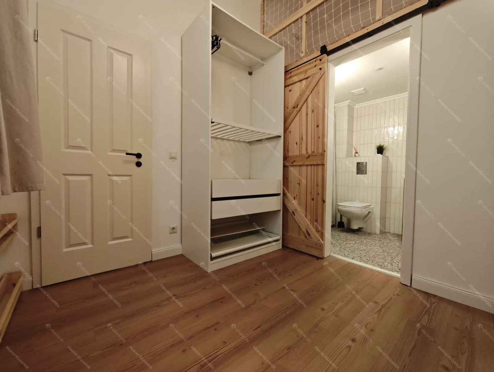 Kiadó albérlet 240000 Ft/hó áron: Budapest, VIII. kerület  Bauer Sándor utca. Mérete: 52 nm, 2 szobás | Alberlet.hu - 6709112