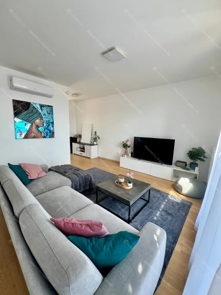 Kiadó albérlet 750000 Ft/hó áron: Budapest, VIII. kerület  Bauer Sándor utca. Mérete: 97 nm, 4 szobás | Alberlet.hu - 6709229