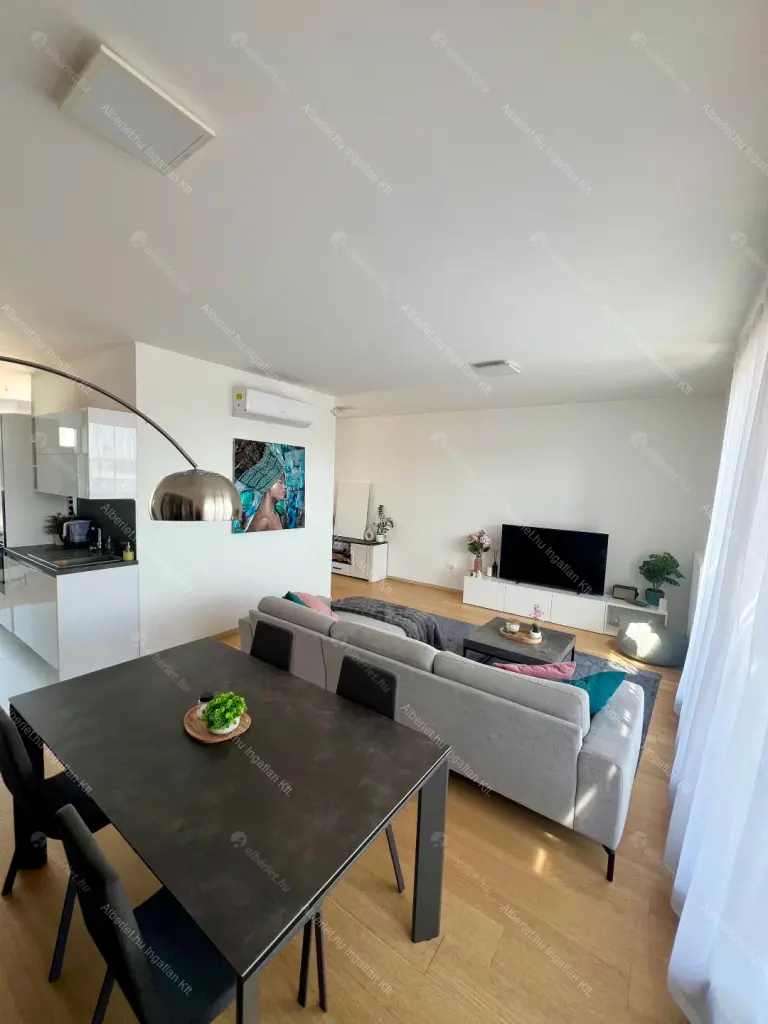 Kiadó albérlet 750000 Ft/hó áron: Budapest, VIII. kerület  Bauer Sándor utca. Mérete: 97 nm, 4 szobás | Alberlet.hu - 6709230