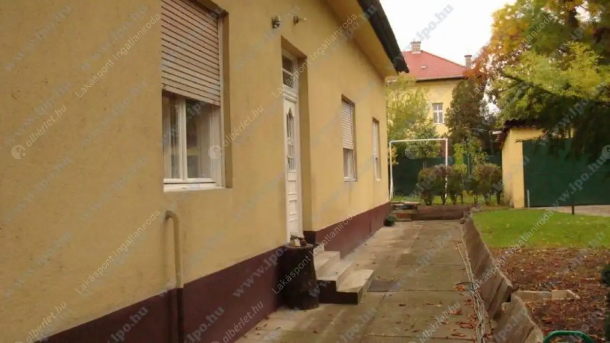 Kiadó albérlet 240000 Ft/hó áron: Budapest, VIII. kerület  Benyovszky Móric utca. Mérete: 60 nm, 2 szobás | Alberlet.hu - 6582670