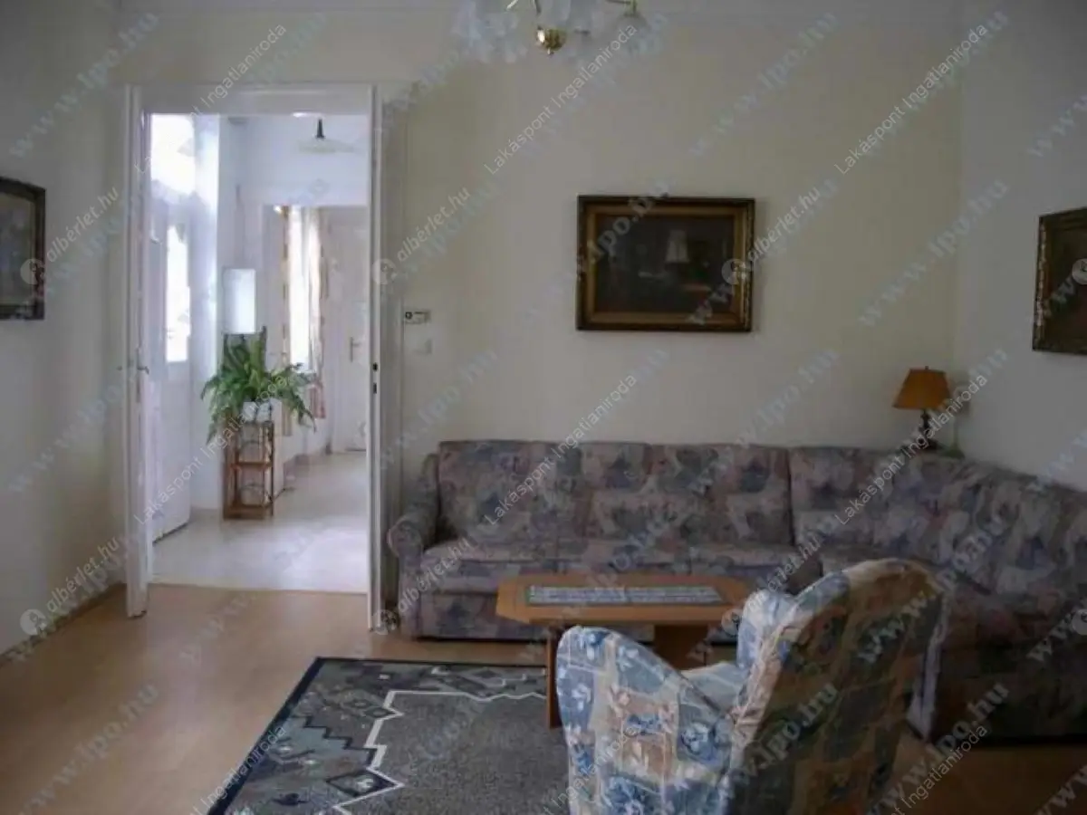 Kiadó albérlet 240000 Ft/hó áron: Budapest, VIII. kerület  Benyovszky Móric utca. Mérete: 60 nm, 2 szobás | Alberlet.hu - 6582684
