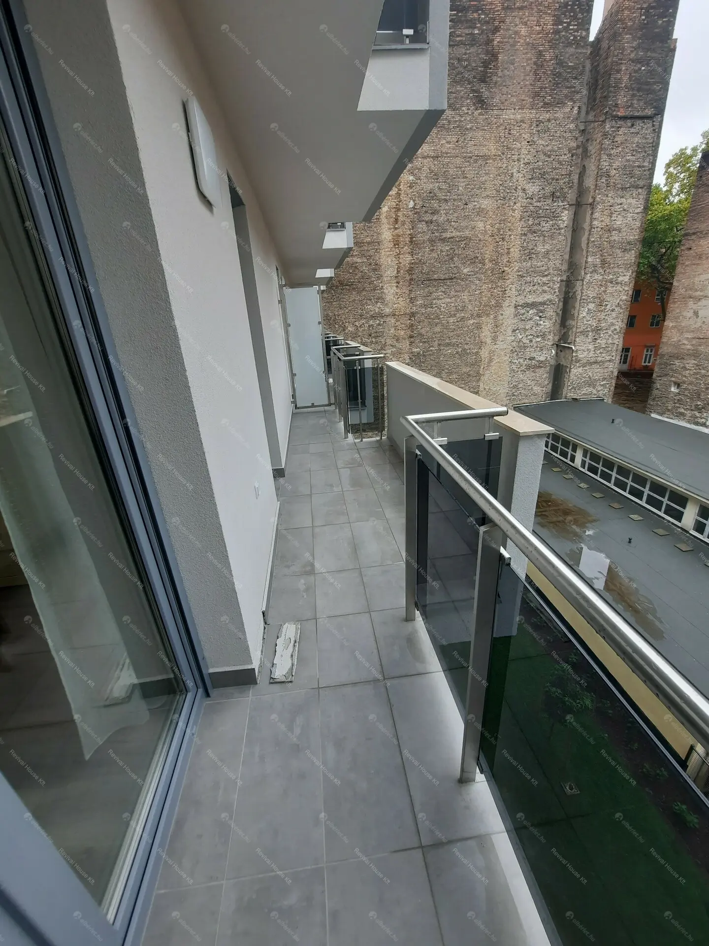 Kiadó albérlet 289000 Ft/hó áron: Budapest, VIII. kerület  Bezerédj utca. Mérete: 55 nm, 2 szobás | Alberlet.hu - 5791828