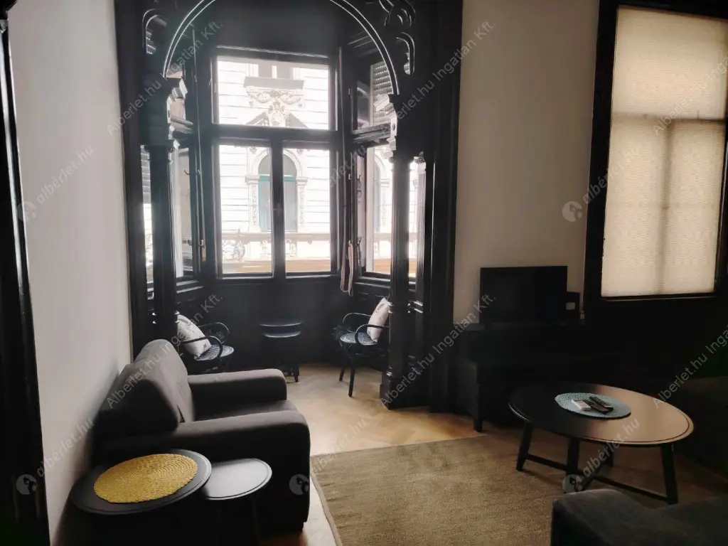 Kiadó albérlet 299000 Ft/hó áron: Budapest, VIII. kerület  Bezerédj utca. Mérete: 98 nm, 3 szobás | Alberlet.hu - 6589581